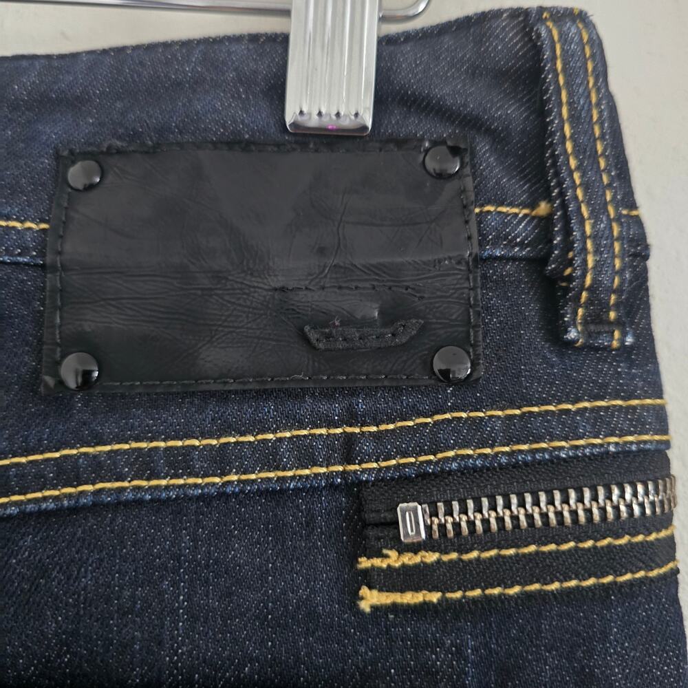 Diesel Vintage Y2K Low Rise Denim Mini Skirt Size 26 Back Slit Dark Wash - Picture 4 of 8